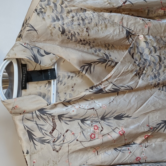 Kenneth Cole silk blouse - Picture 3 of 7